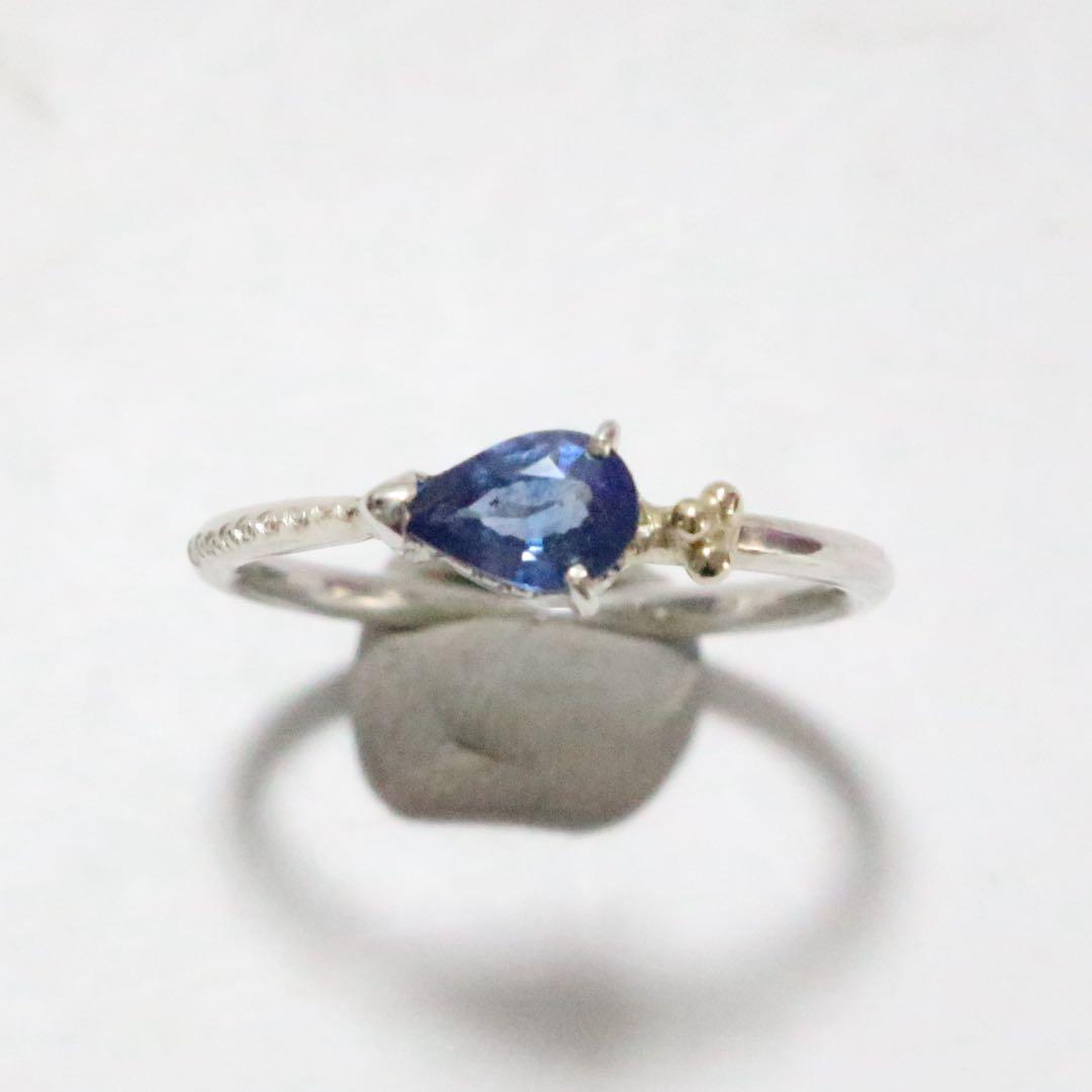 ペアシェイプのブルーサファイアK10粒々アシメミル打ちシルバーリング約9.5号