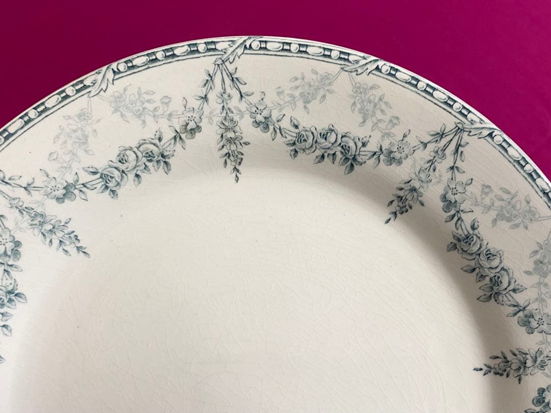 フランスCREIL MONTEREAU « SERVICE MIGNON »皿