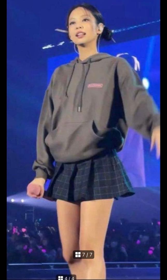 【新品】BLACKPINK パーカー 黒 Lサイズ BORN PINK ブラック