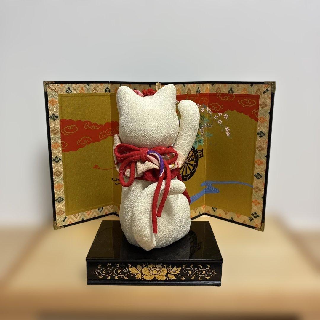 正絹・古布　ちりめん細工　招き猫