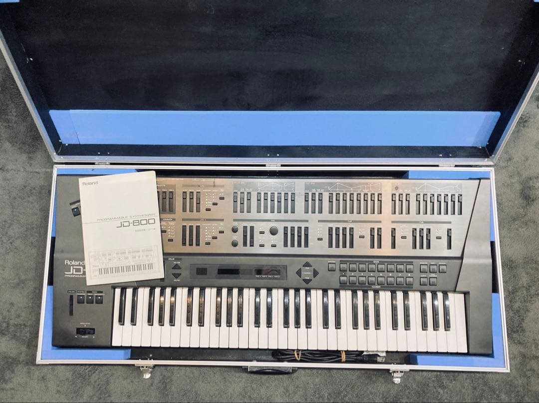 Roland シンセサイザー JD-800 メンテナンス済 ハードケース付属