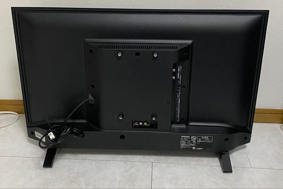 送料込み　東芝　REGZA 32S24 32V型　液晶テレビ2023年製
