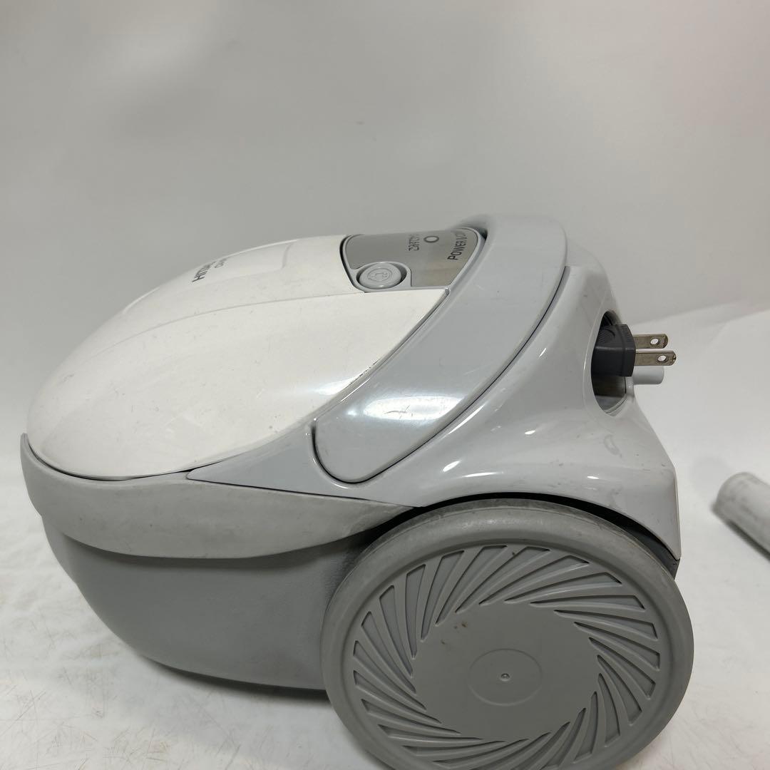 日立 紙パック式 軽量 掃除機 ハイパワー530W　CV-VP5　ヘッド丸洗対応