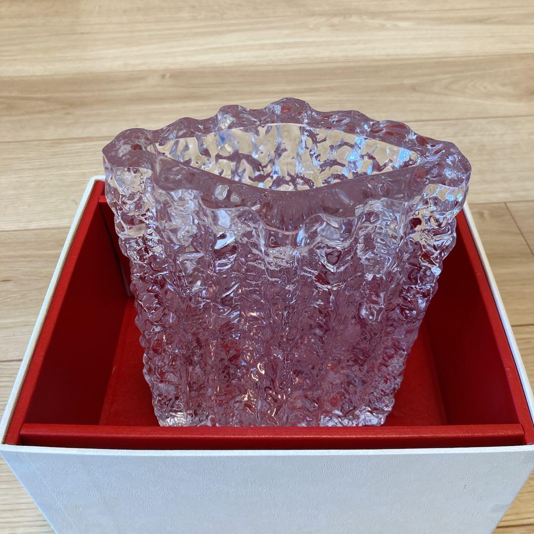 【新品未使用】カガミクリスタル　フラワーベース　オブジェ　花瓶