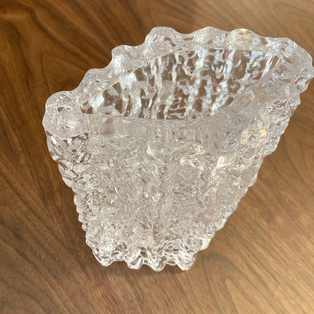 【新品未使用】カガミクリスタル　フラワーベース　オブジェ　花瓶