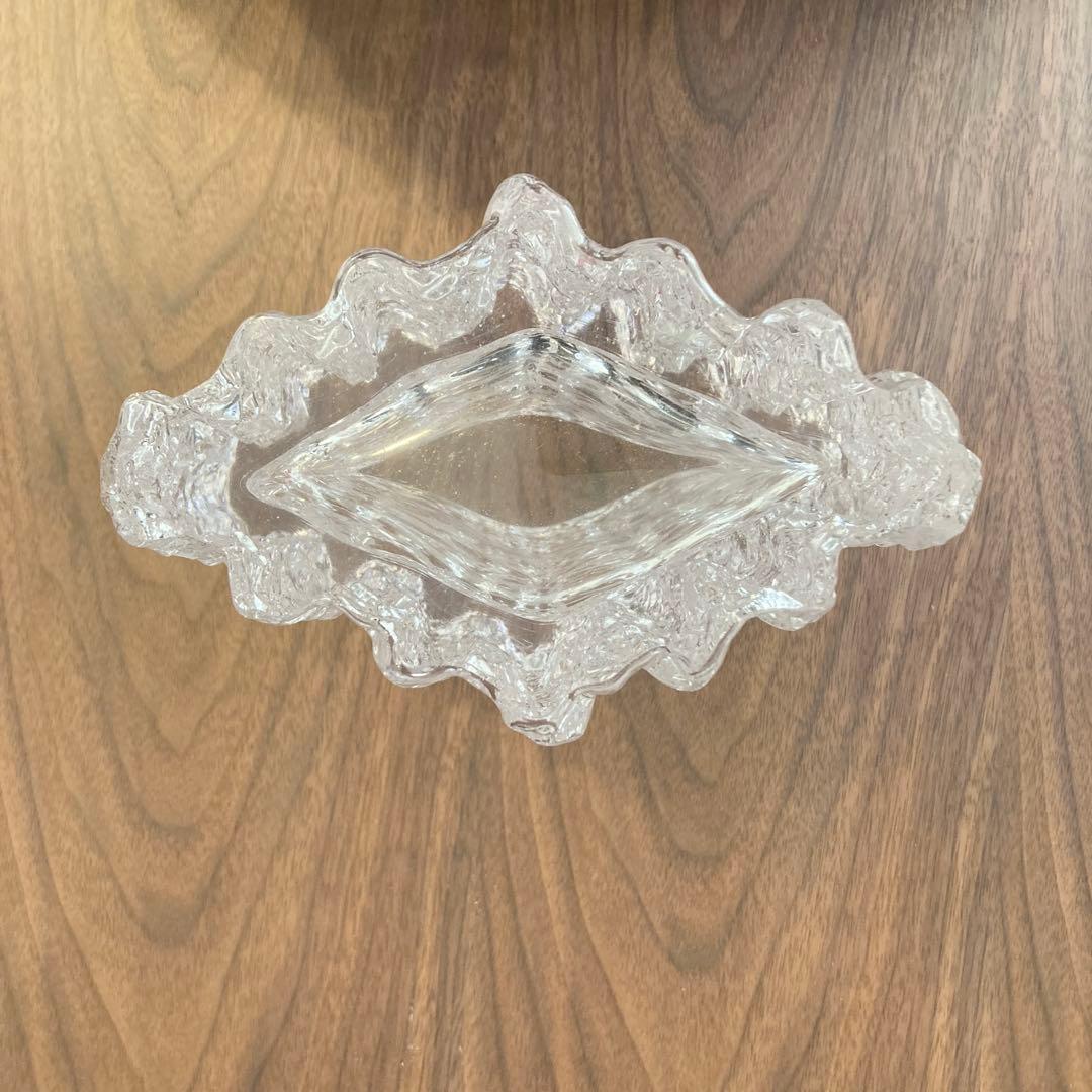 【新品未使用】カガミクリスタル　フラワーベース　オブジェ　花瓶