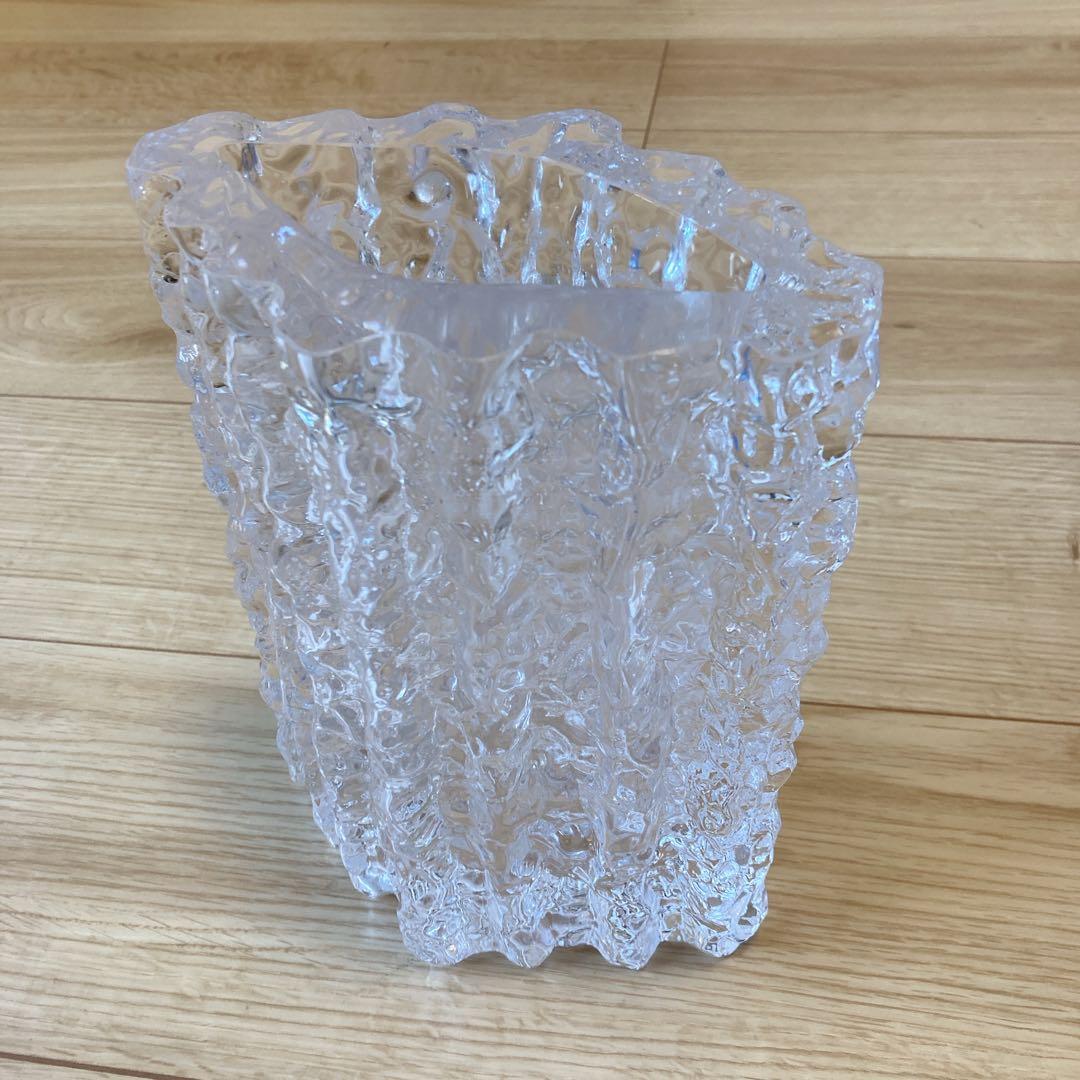 【新品未使用】カガミクリスタル　フラワーベース　オブジェ　花瓶