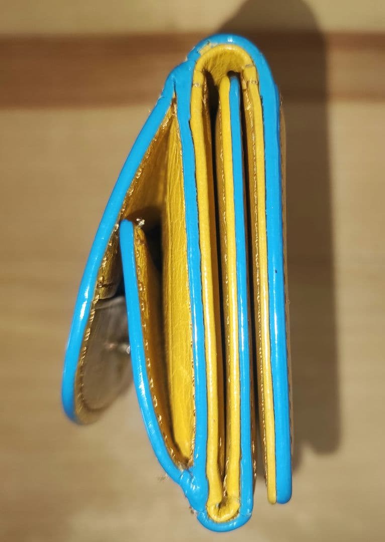 kissora（キソラ）アテネ KIVP-063 ミニ財布 牛革 本革 レザー