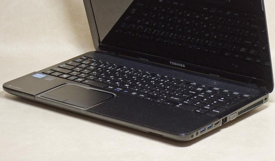 東芝PC 黒 i7 高速SSD WEBカメラ B-tooth Windows11