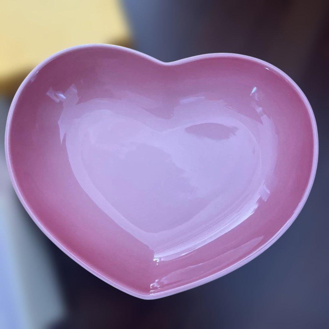 新品★LE CREUSET ハート型　深皿 ピンク 22cm