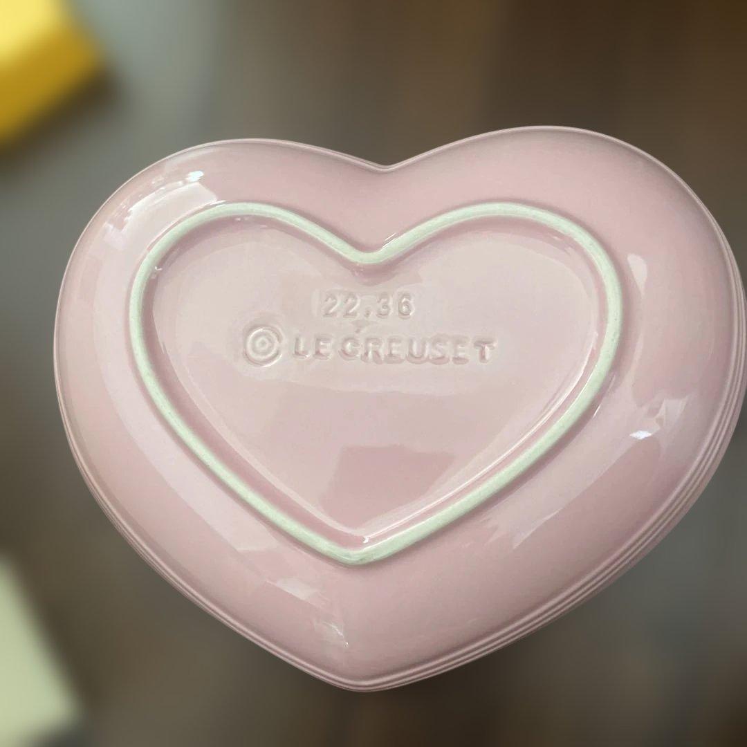 新品★LE CREUSET ハート型　深皿 ピンク 22cm