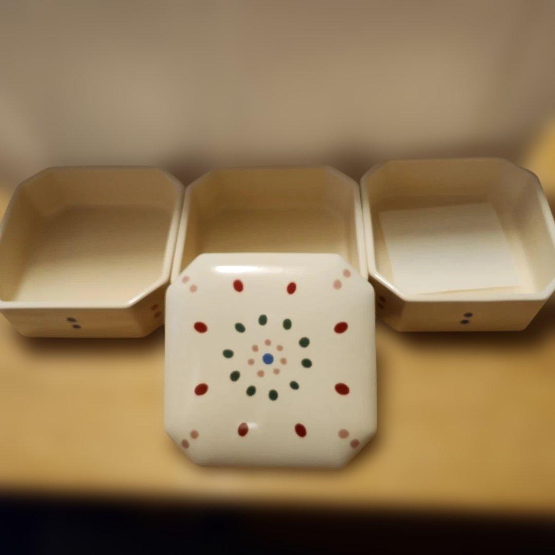 シビラ　陶器製　3段重箱　2個セット