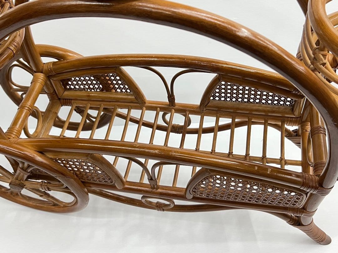 曲げ木　キャビネット　電話台　ラタン　籐　チェスト　籐製　花台　飾り棚　中古