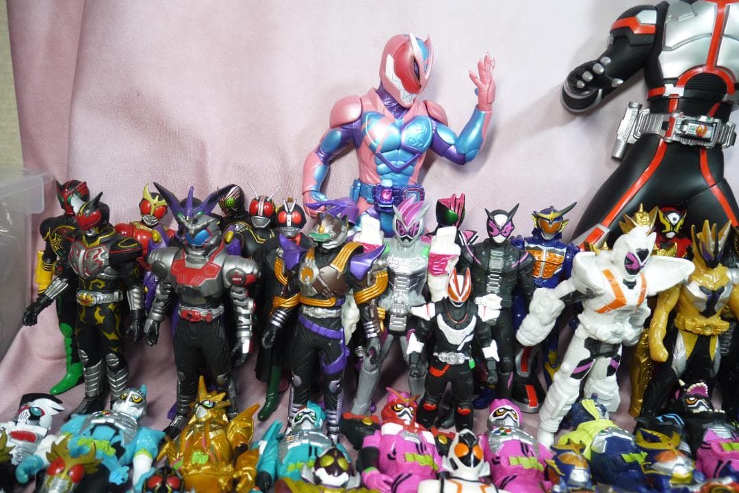 ライダーヒーローシリーズ　ビッグサイズソフビ　150体