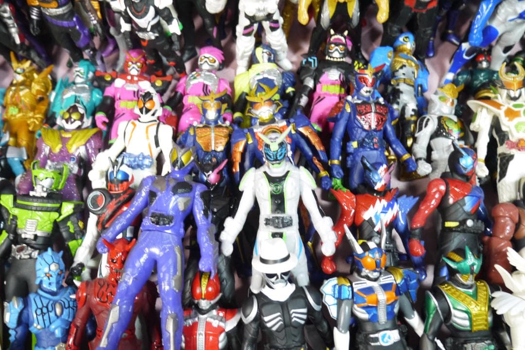 ライダーヒーローシリーズ　ビッグサイズソフビ　150体