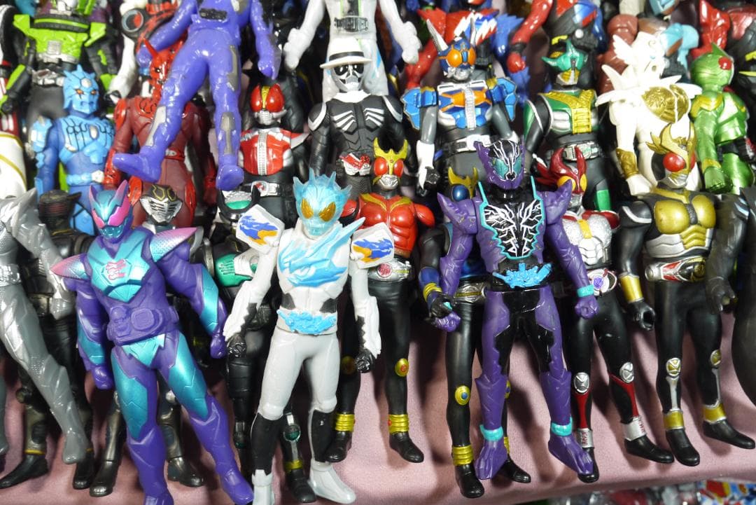 ライダーヒーローシリーズ　ビッグサイズソフビ　150体