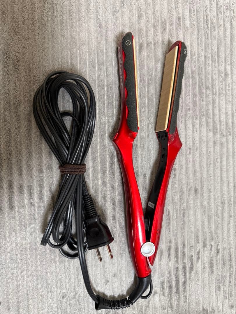 （9/12までの出品。）ラディアントradiant ストレートヘアアイロン