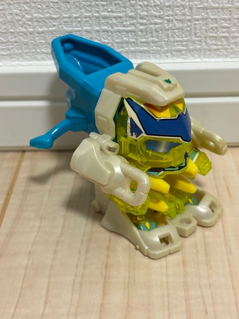 ビーダマン ワイルドワイバーン イエロークリア　osギア付き