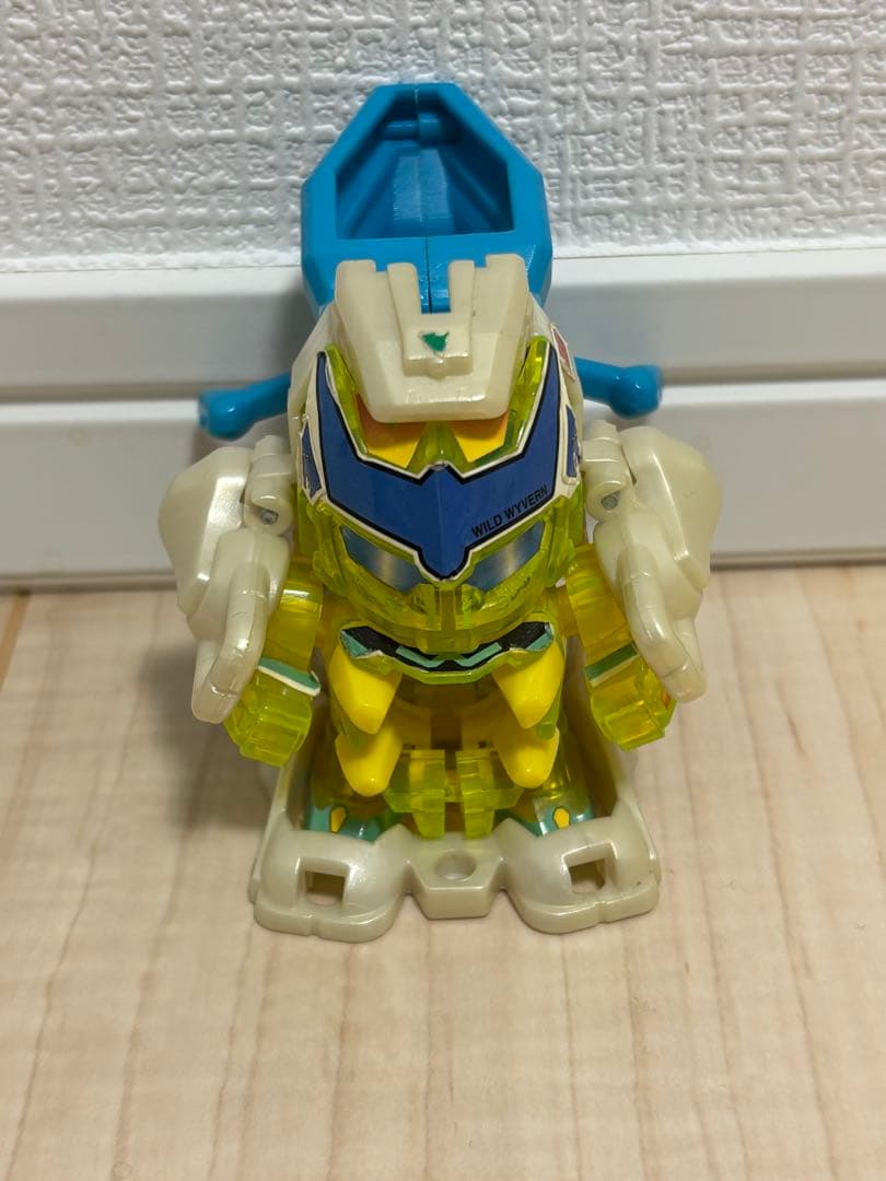 ビーダマン ワイルドワイバーン イエロークリア　osギア付き