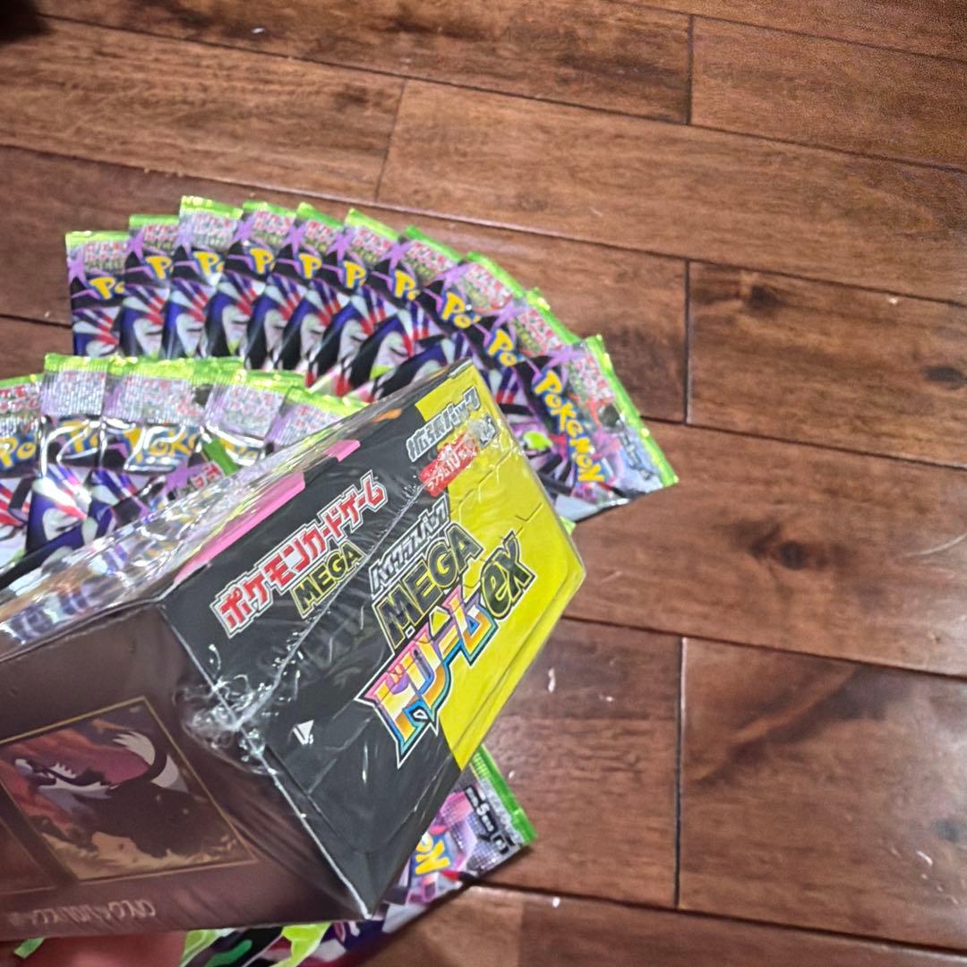 ‼️‼️‼️ポケモンカードムニキスゼロ21パック×メガドリームｅｘ未開封BOX1個