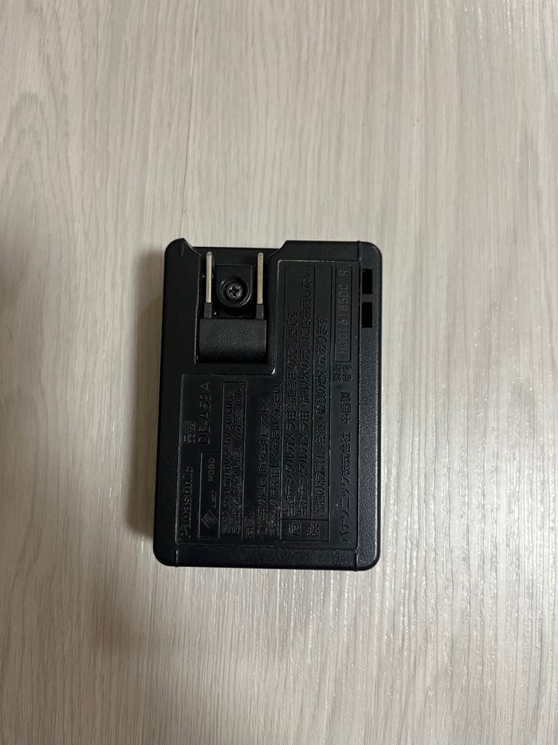 Panasonic LUMIX DMC-FX70 リュクスゴールド（動作確認済）