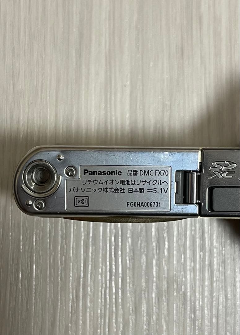 Panasonic LUMIX DMC-FX70 リュクスゴールド（動作確認済）