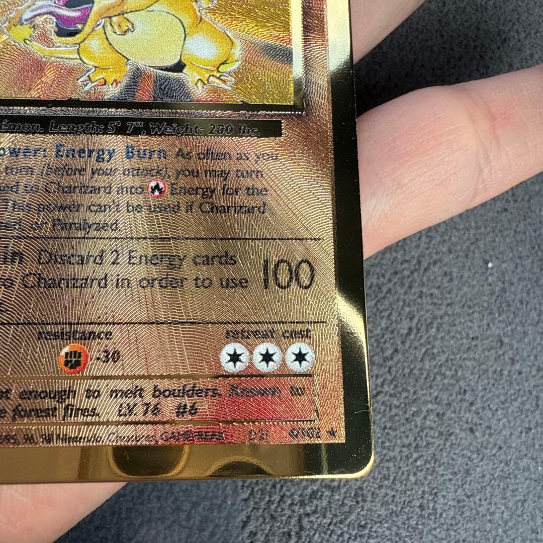 【メタルカード】ウルトラプレミアムコレクション リザードン 海外版