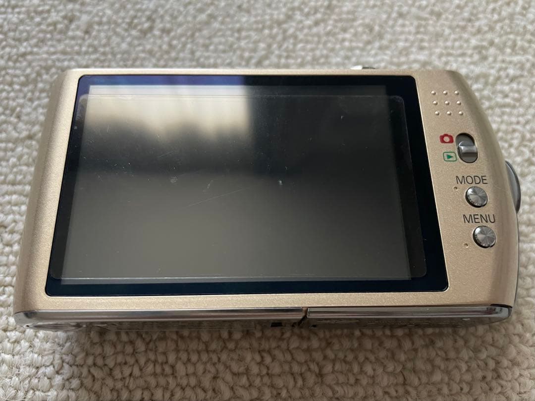 Panasonic DMC-FX70 ゴールド