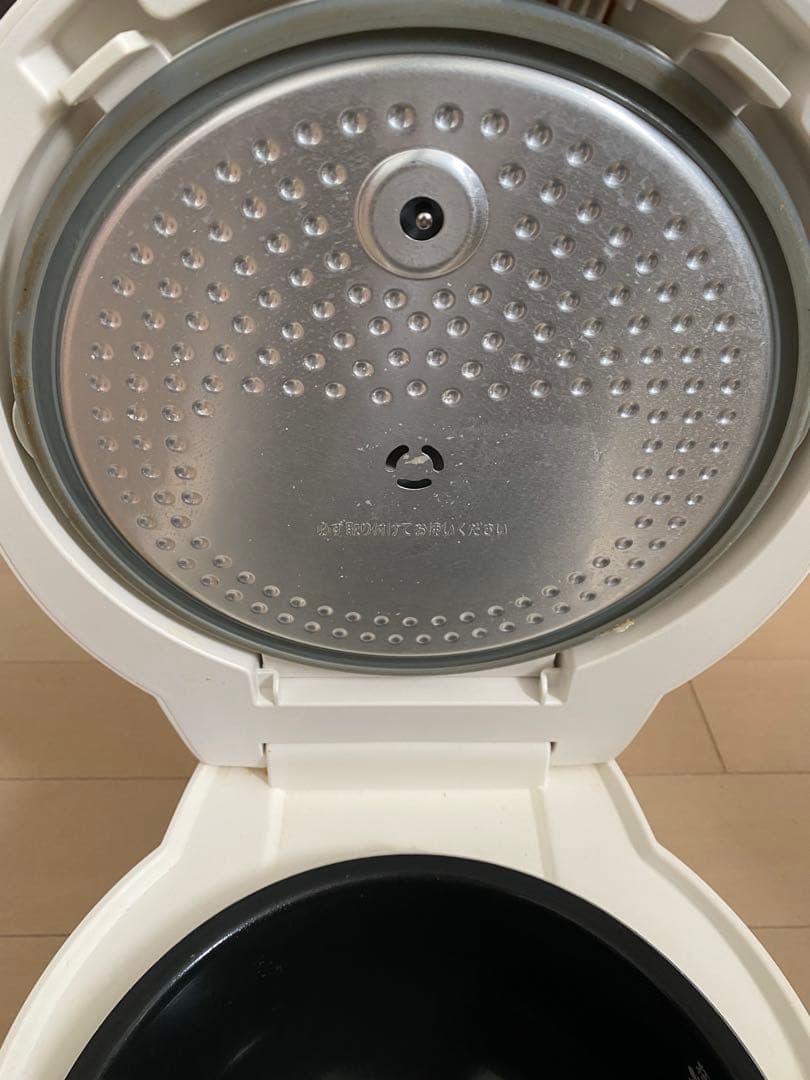 アイリスオーヤマ IH式 5.5合炊飯器 ホワイト RC-ISA50