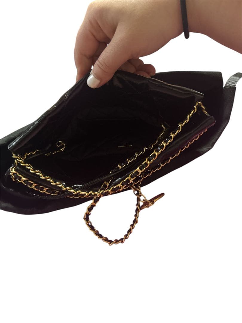 CHANEL ノベルティレザーミニショルダーバッグブラック 黒 ゴールド金具