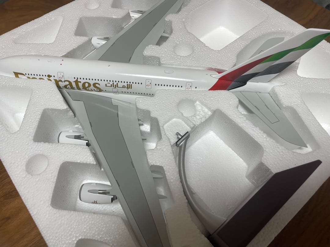 Airbus A380-800 エミレーツ航空 1/200