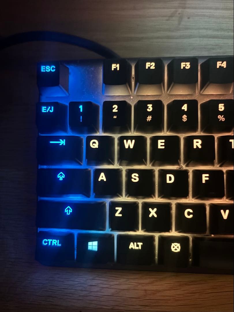 値下げ中‼️SteelSeries apex pro tklメカニカルキーボード