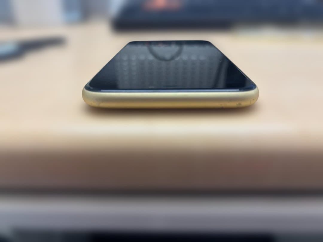 Apple iPhone XR イエロー 本体 128GB