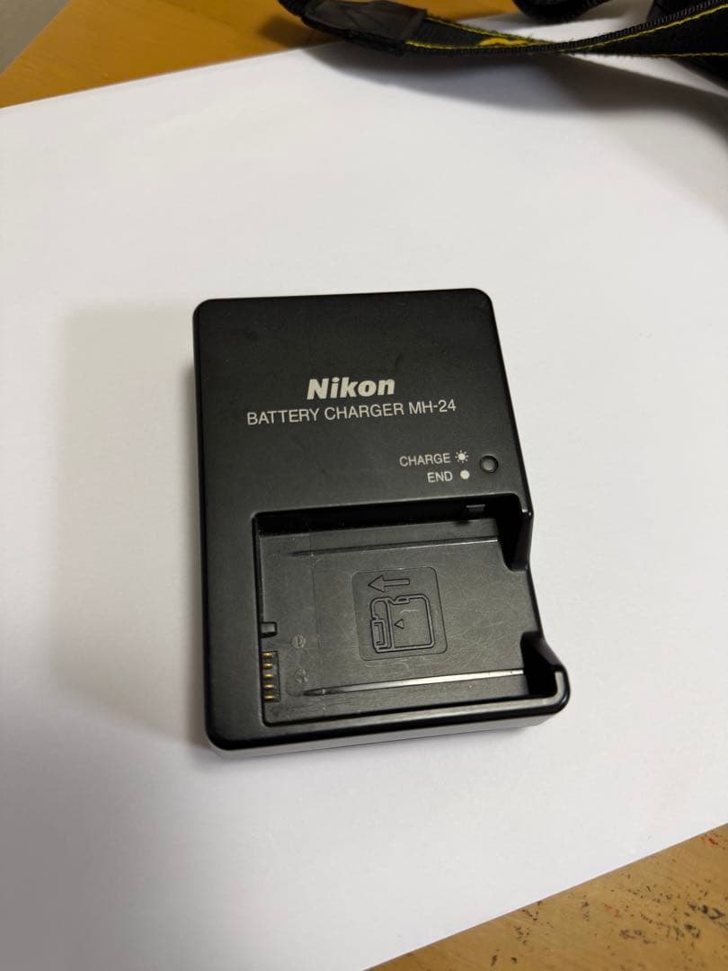 Nikon D5100 デジタル一眼レフカメラ