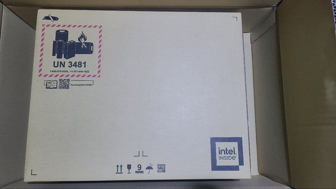 【最新現行モデル】HP 250R G9 メモリ16GB搭載　未開封品