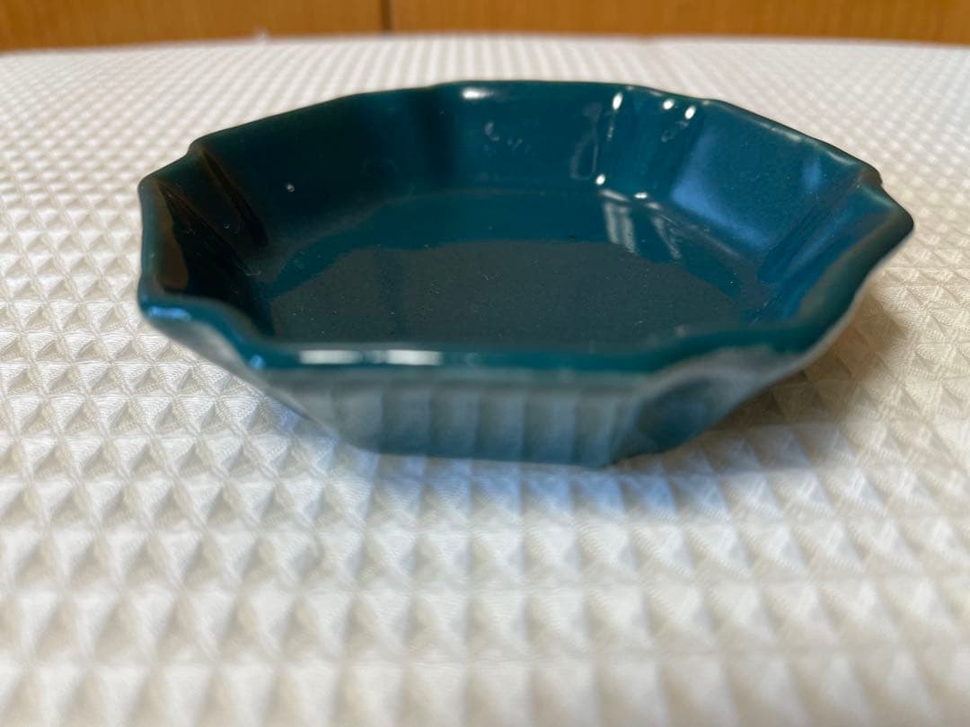 淡路珉平焼き　 明治か昭和の変形六角小皿