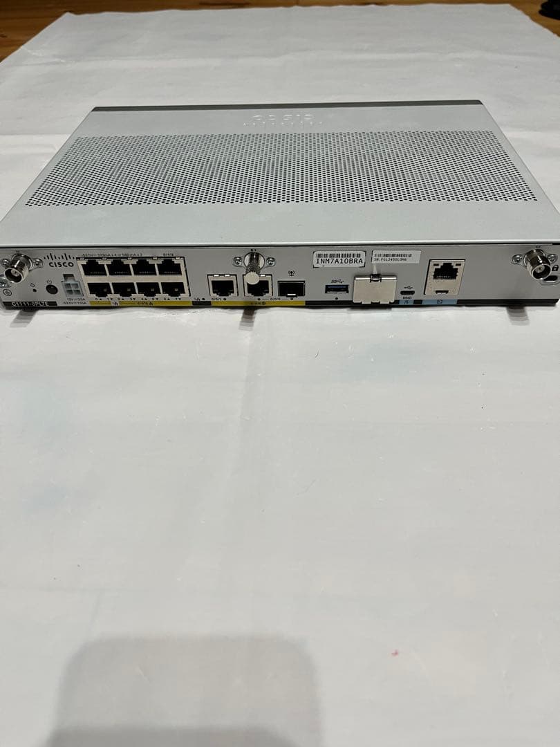 CISCO WS-C1111-8PLTE(在庫2)