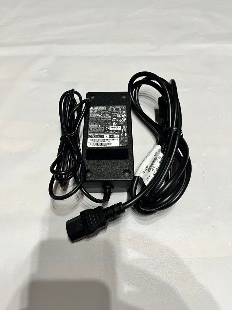 CISCO WS-C1111-8PLTE(在庫2)