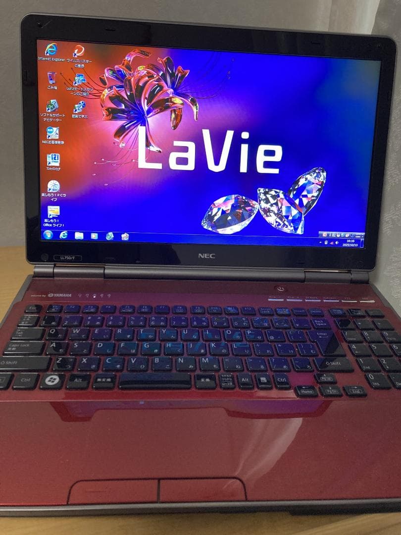 状態良　NEC LaVie L PC-LL750F26R ノートPC