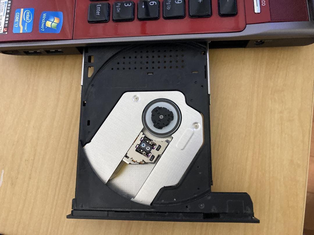 状態良　NEC LaVie L PC-LL750F26R ノートPC