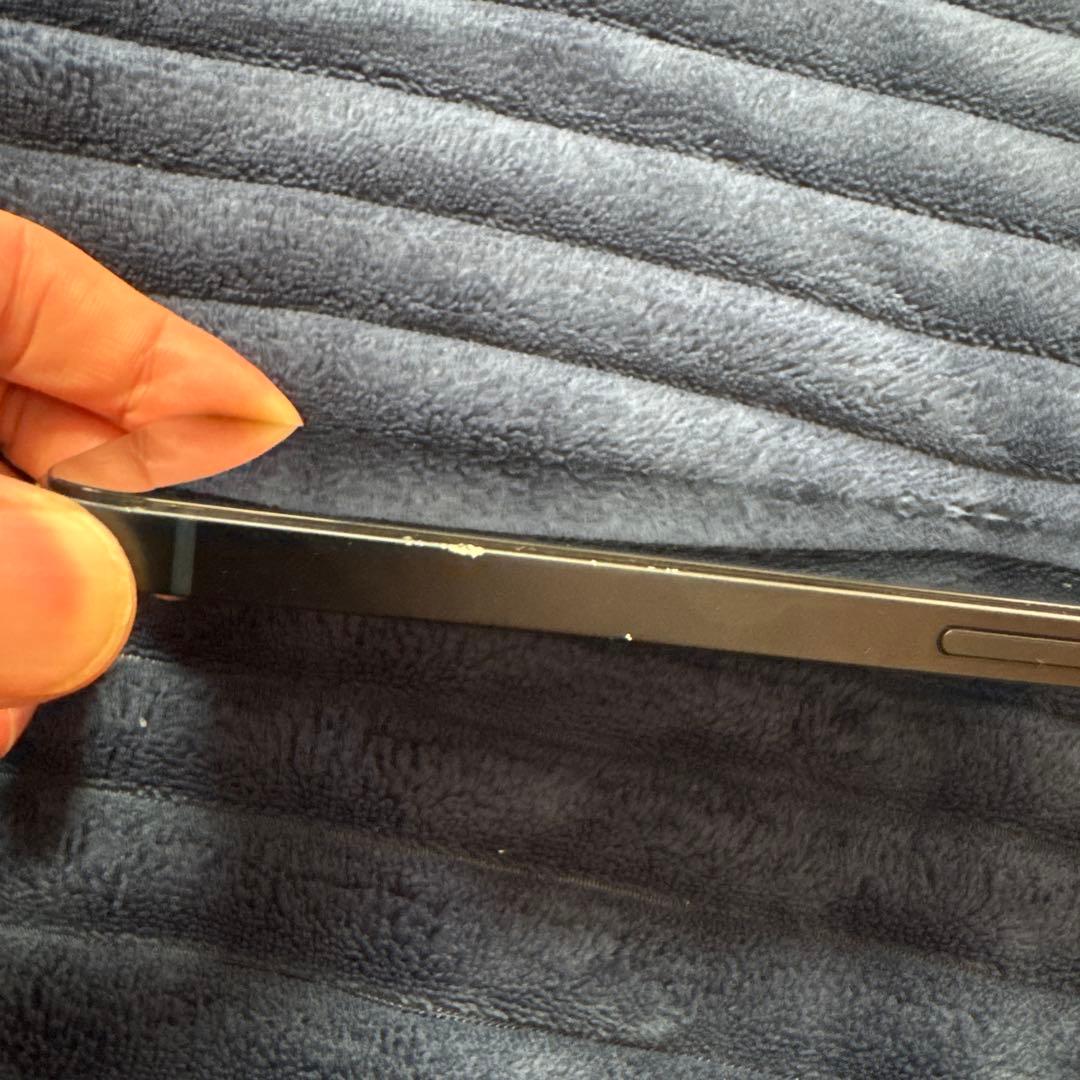 Apple iPhone 13本体