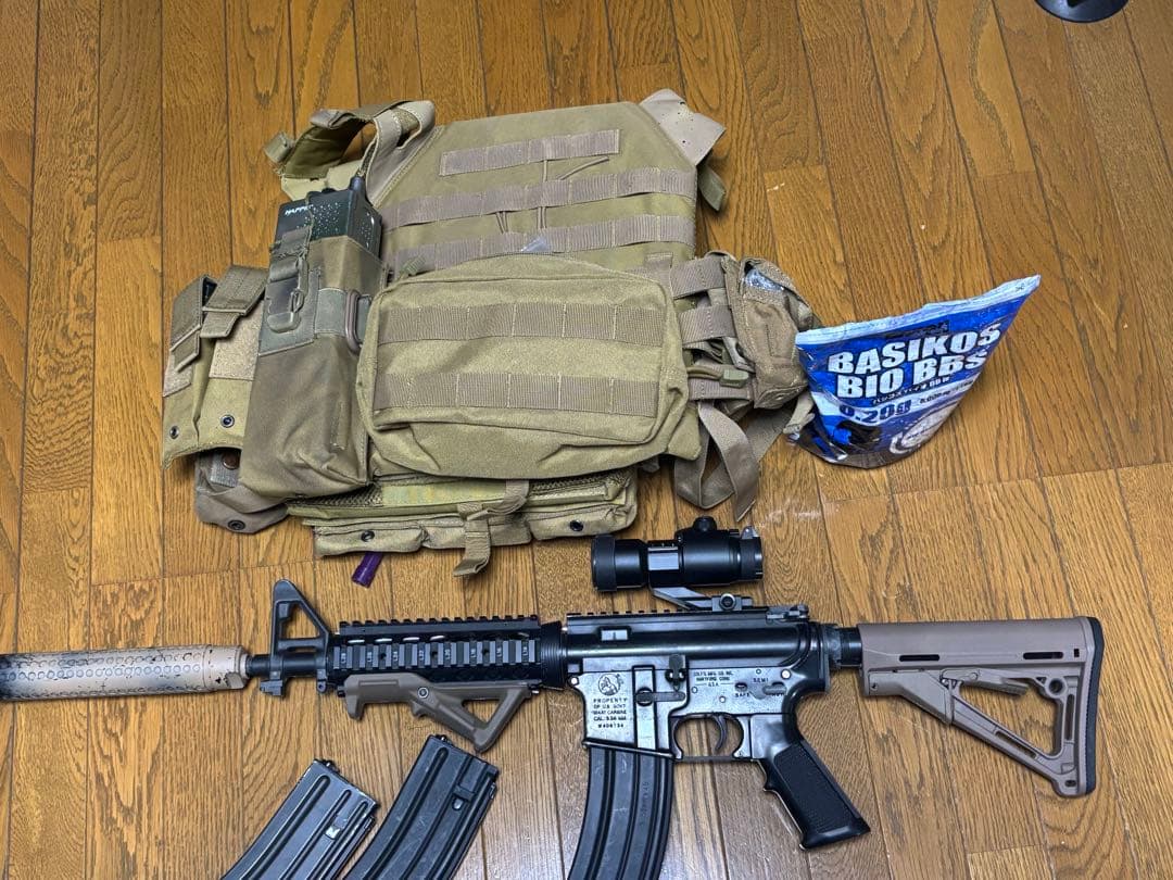 東京マルイ　cqb-r 次世代電動ガン　プレートキャリア　セット