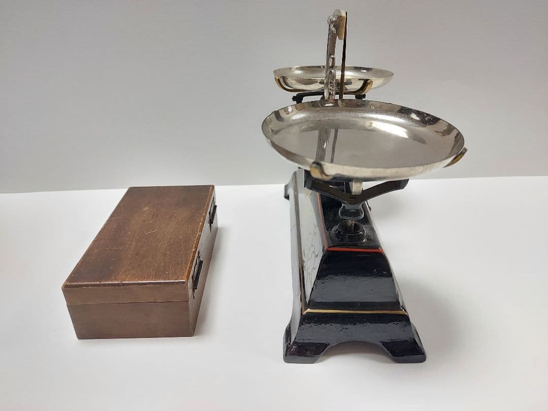 戦前　レトロ、古い天秤ばかり　古道具　ヴィンテージ　はかり　古民家　天秤　非売品