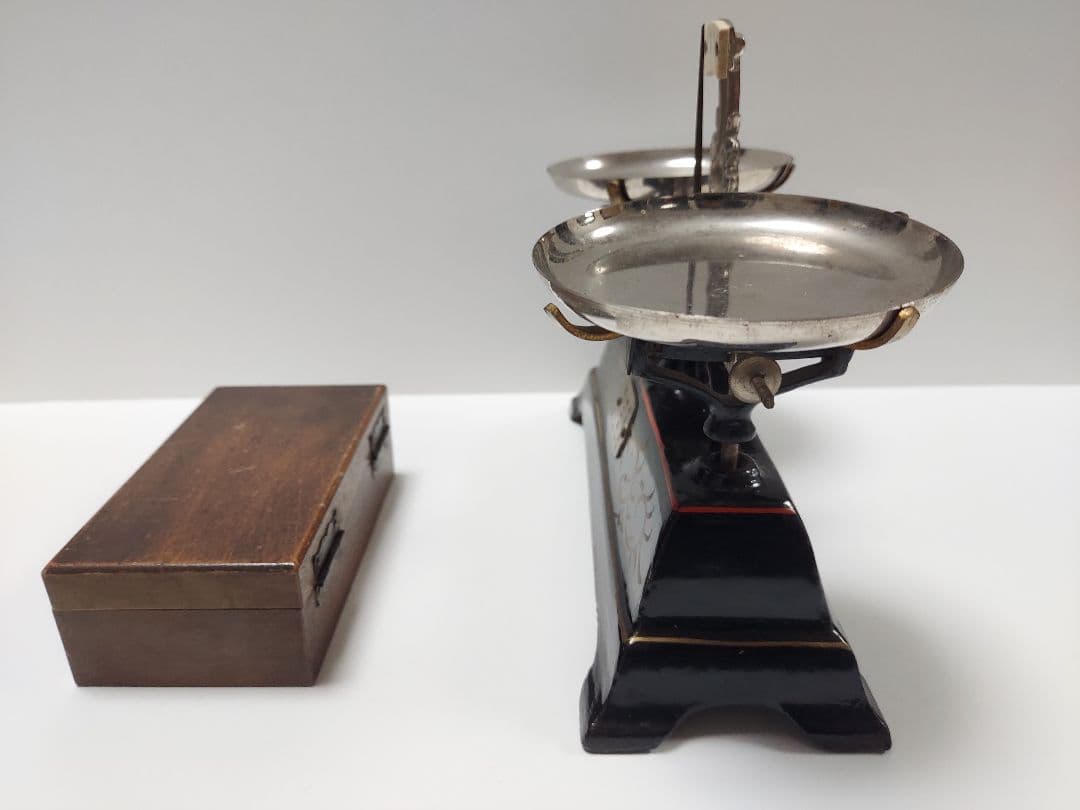 戦前　レトロ、古い天秤ばかり　古道具　ヴィンテージ　はかり　古民家　天秤　非売品