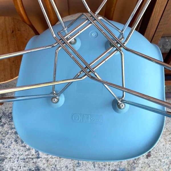 ハーマンミラー　イームズ　サイドシェルチェア　プラスチック　eams ブルー