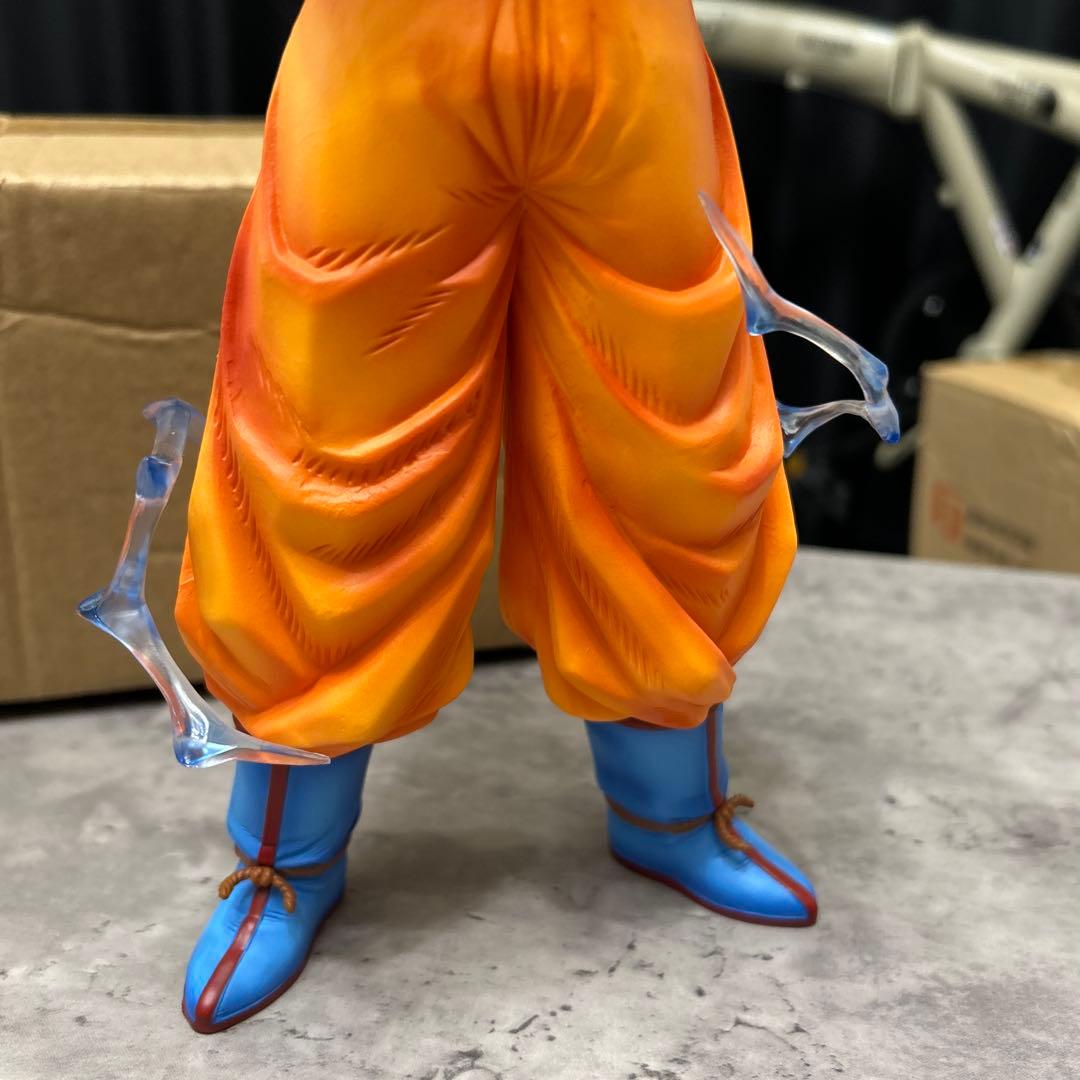 スーパーサイヤ人2 孫悟空　ガレージキット