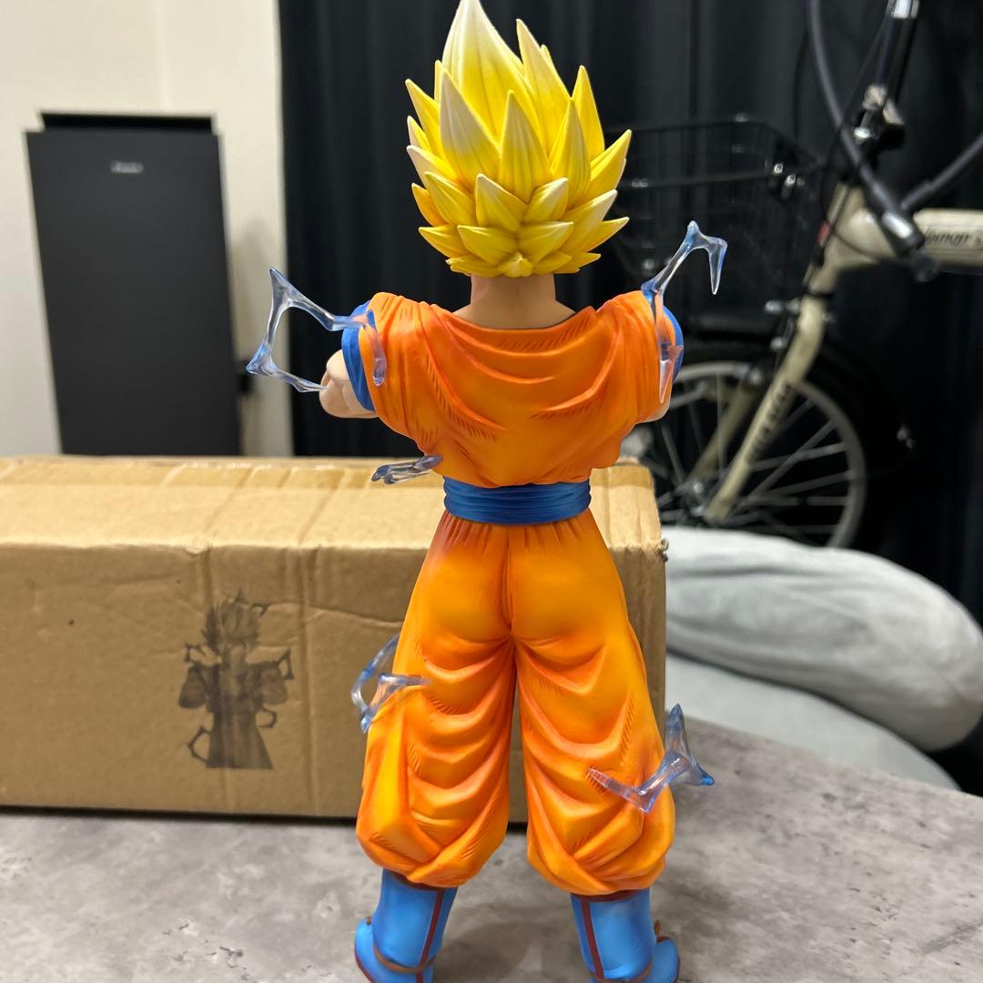 スーパーサイヤ人2 孫悟空　ガレージキット