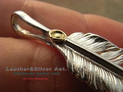 イーグル　フェザー ペンダント トップ 手彫り　シルバー925　インディアン