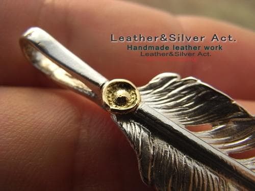 イーグル　フェザー ペンダント トップ 手彫り　シルバー925　インディアン