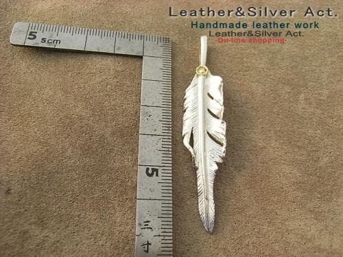 イーグル　フェザー ペンダント トップ 手彫り　シルバー925　インディアン
